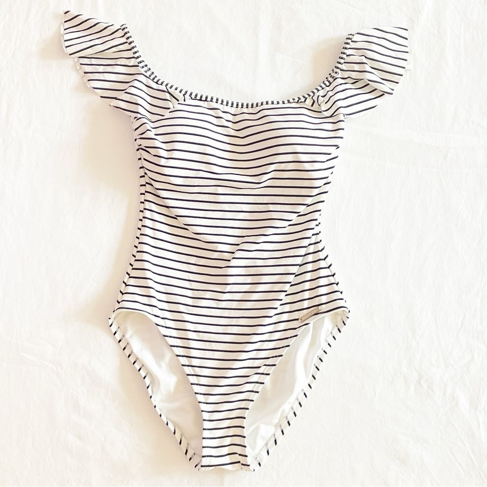 Vince Camino black and white‎ striped off-shoulder one piece swimsuit - Picture 3 of 12
